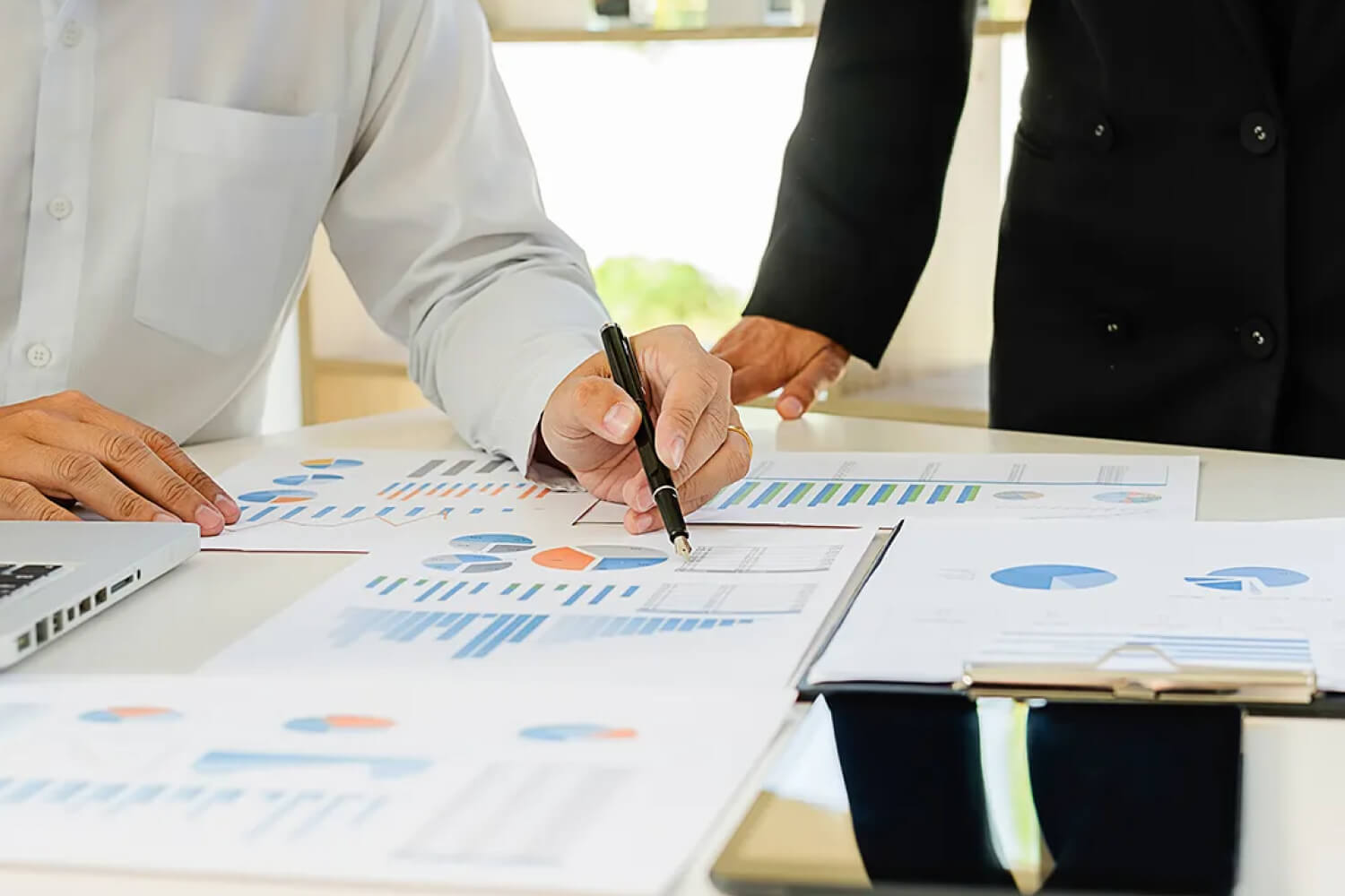 Program Manager Structure What Is Hybrid Project Management? A 2026 Guide